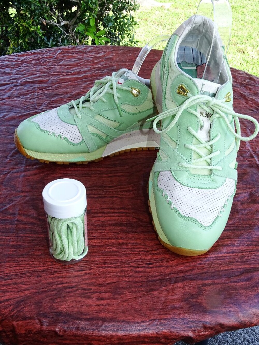 Diadora N9000 Ice Cream Pistachio Edition Gold/Green Size 10 Runs large